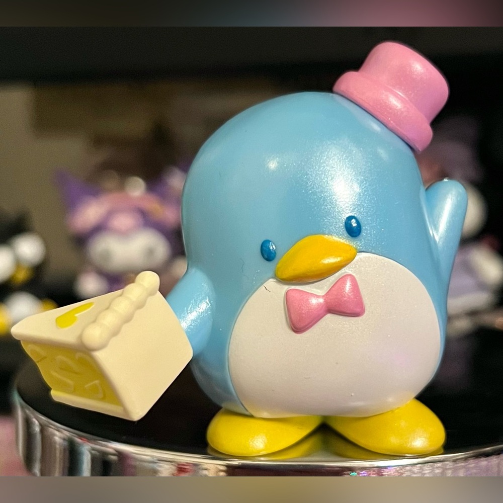 Sanrio TuxedoSam with Pie C-TX002 Collectible Art Figure